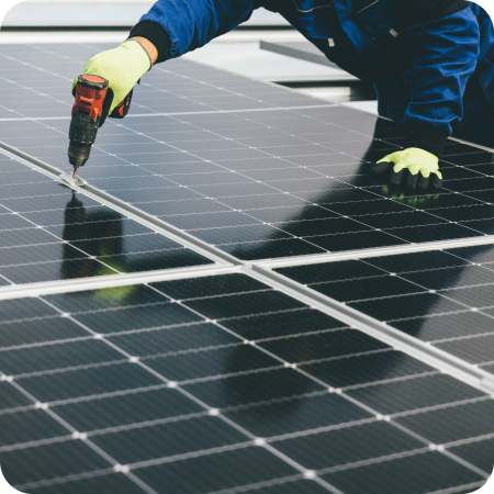 Instalowanie mikroinstalacji fotowoltaiczne